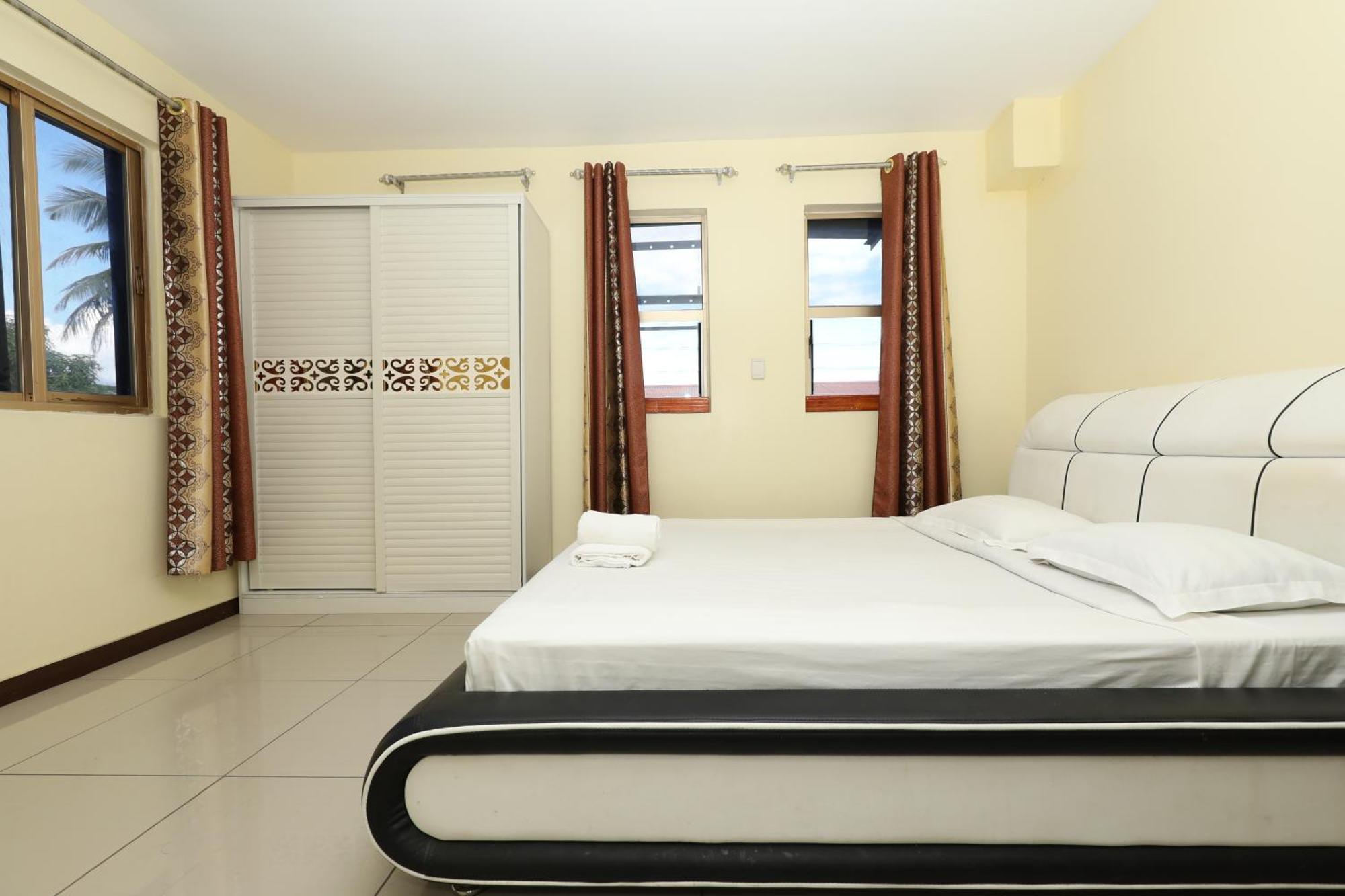 Tropical Plaza Apt 나디 외부 사진